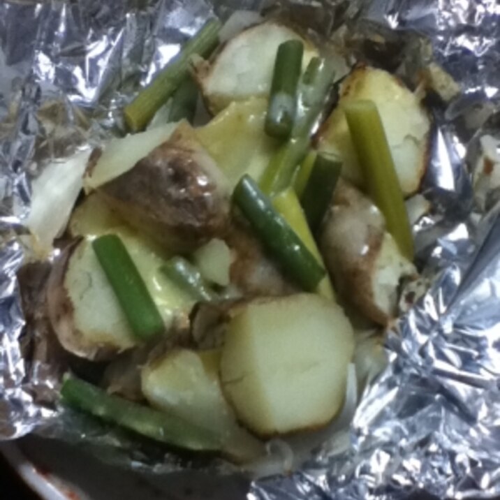 ジャガイモとニンニクの芽のホイルチーズ焼き レシピ 作り方 By とりあえず乾杯 楽天レシピ